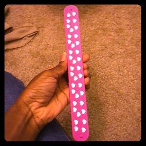 A slap bracelet